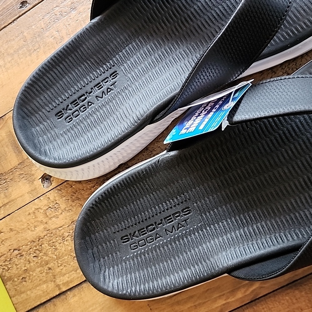 Skechers Performance Go Consistent Sandal - Synthwave, Black, 14 - Picture 3 of 10